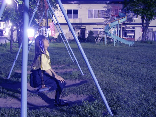 ＡＩＲ 遠野 美凪 コスプレ写真 夜の公園